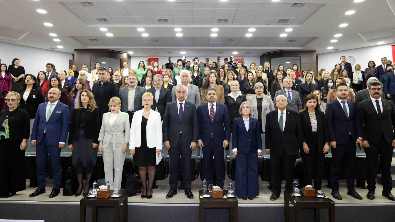 'Kadın girişimciliğini teşvik eden işletmelere vergi avantajı sağlanmalı'